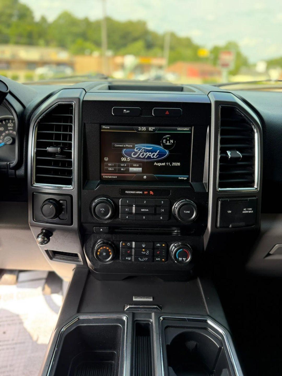 Ford F-150 4WD SuperCrew 145" King Ranch 2015
