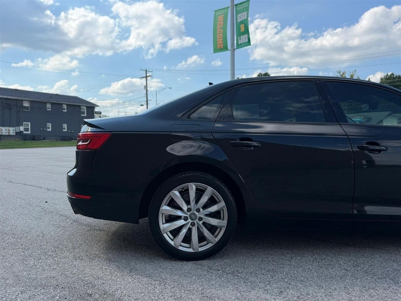 Audi A4 2.0 TFSI Auto Premium quattro AWD 2017