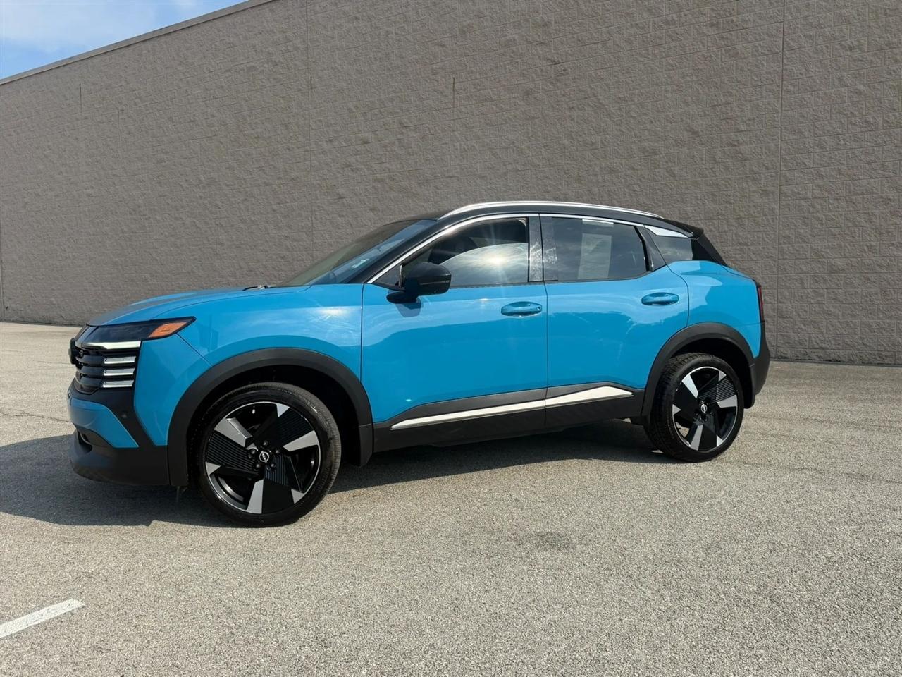 Nissan Kicks SR FWD 2025