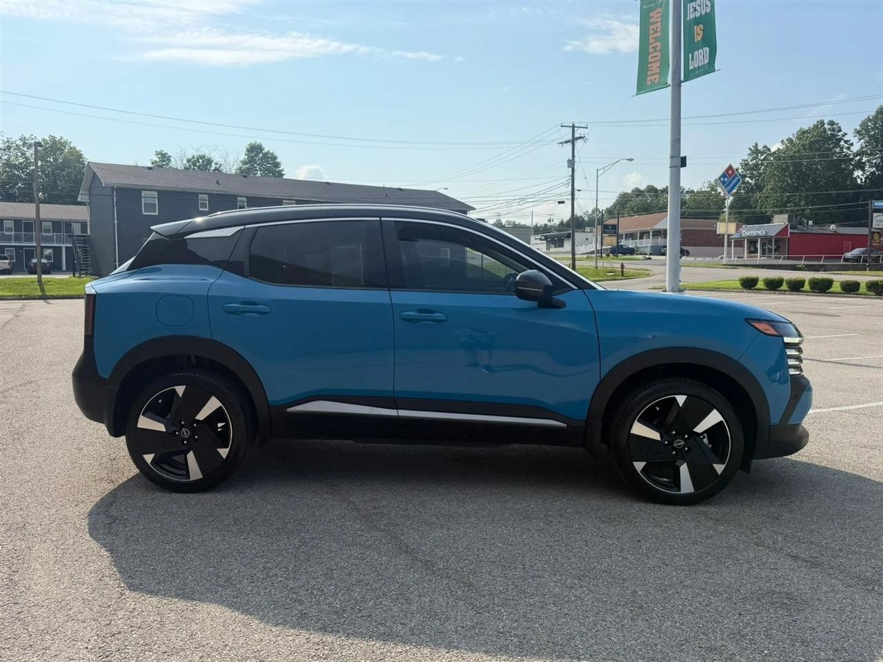 Nissan Kicks SR FWD 2025