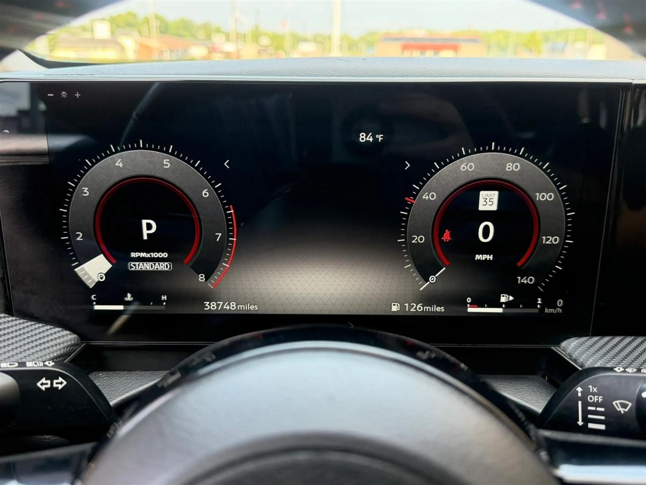 Nissan Kicks SR FWD 2025
