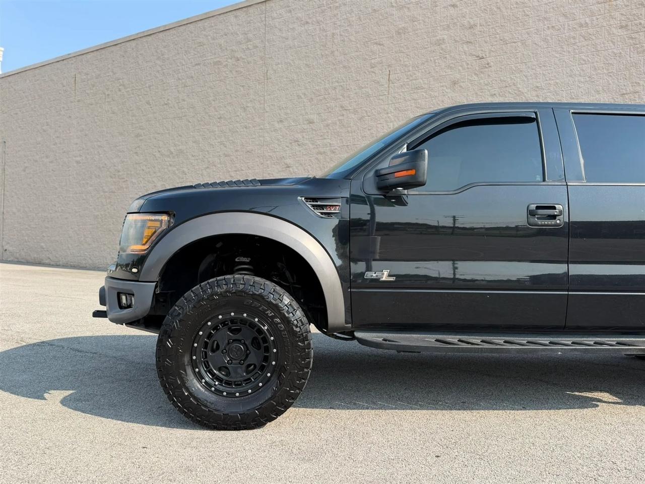 Ford F-150 4WD SuperCrew 145" SVT Raptor 2013