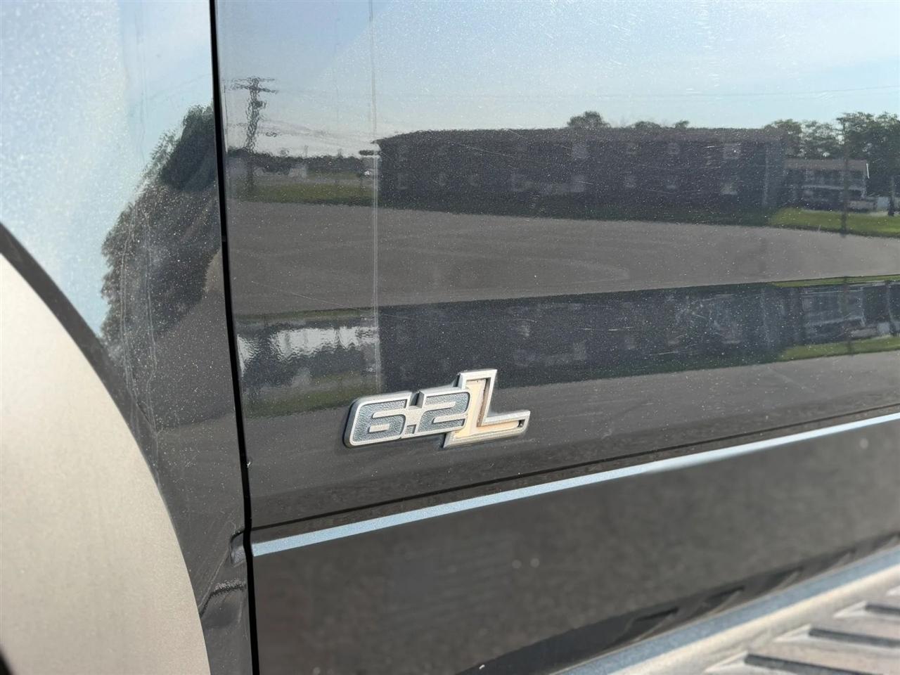 Ford F-150 4WD SuperCrew 145" SVT Raptor 2013
