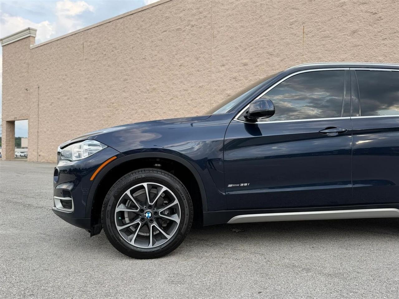 BMW X5 sDrive35i Sports Activity Vehicle 2018