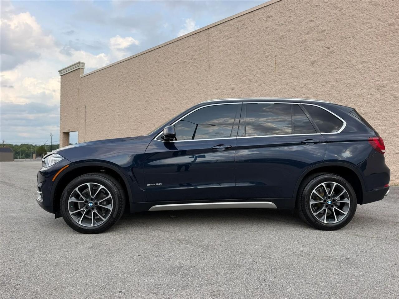 BMW X5 sDrive35i Sports Activity Vehicle 2018