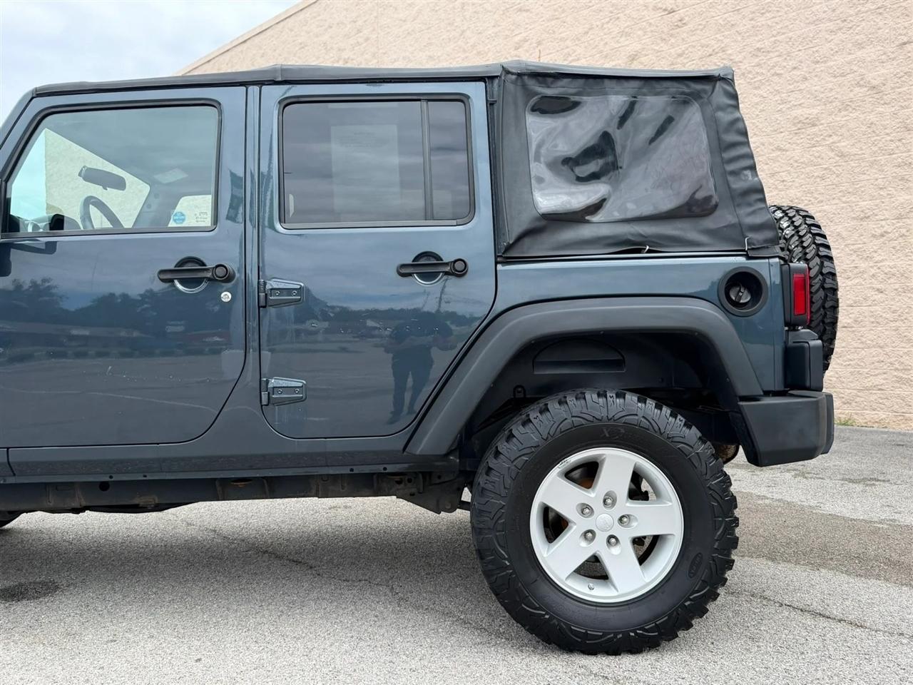 Jeep Wrangler 4WD 4dr Unlimited X 2008