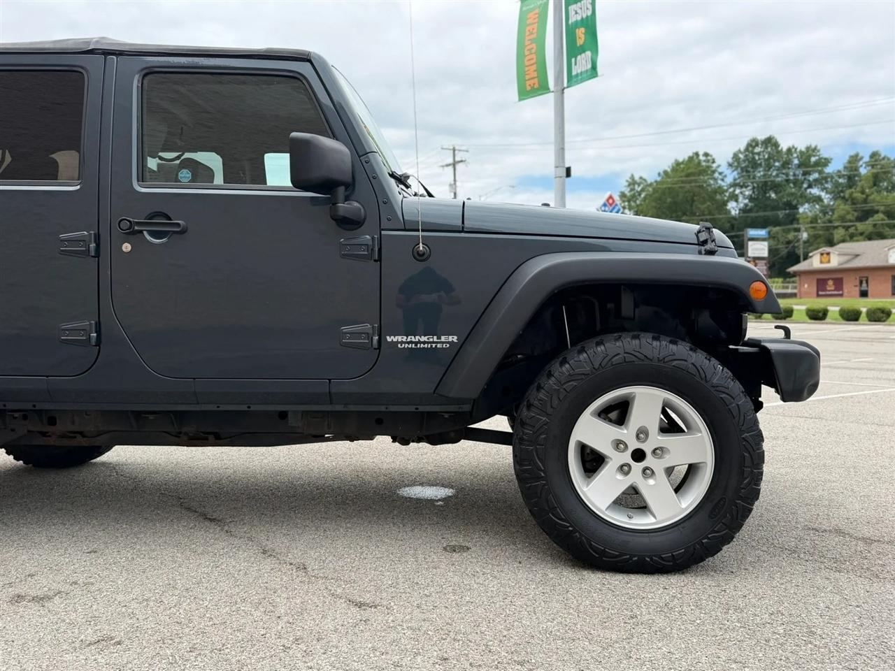 Jeep Wrangler 4WD 4dr Unlimited X 2008
