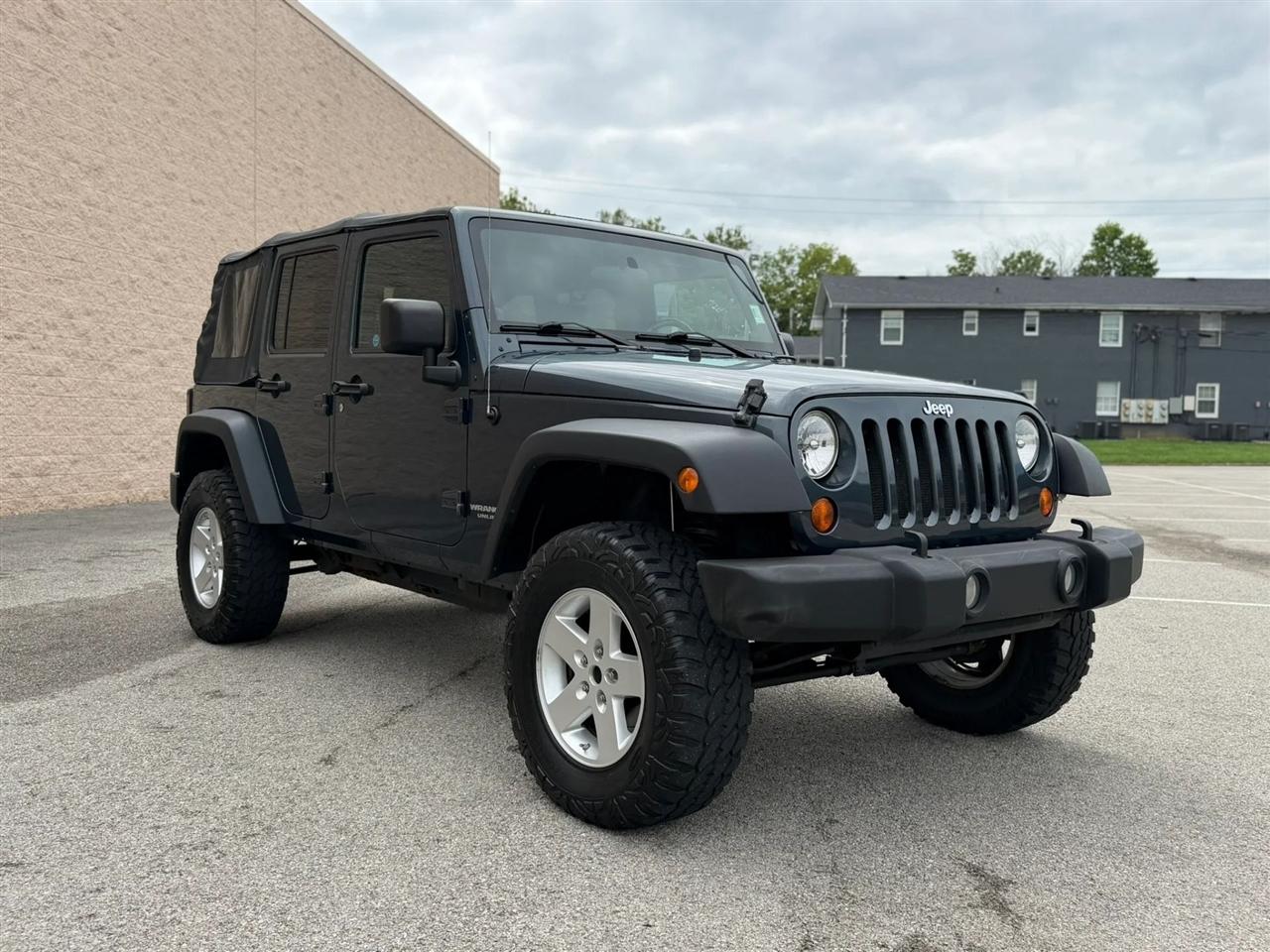 Jeep Wrangler 4WD 4dr Unlimited X 2008