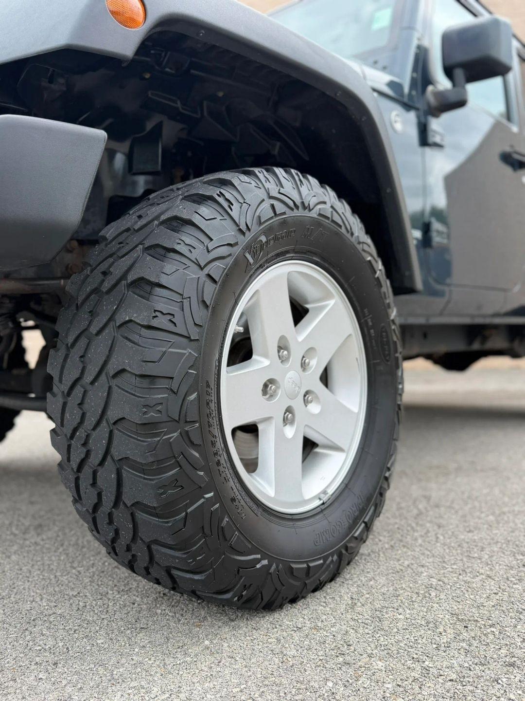 Jeep Wrangler 4WD 4dr Unlimited X 2008
