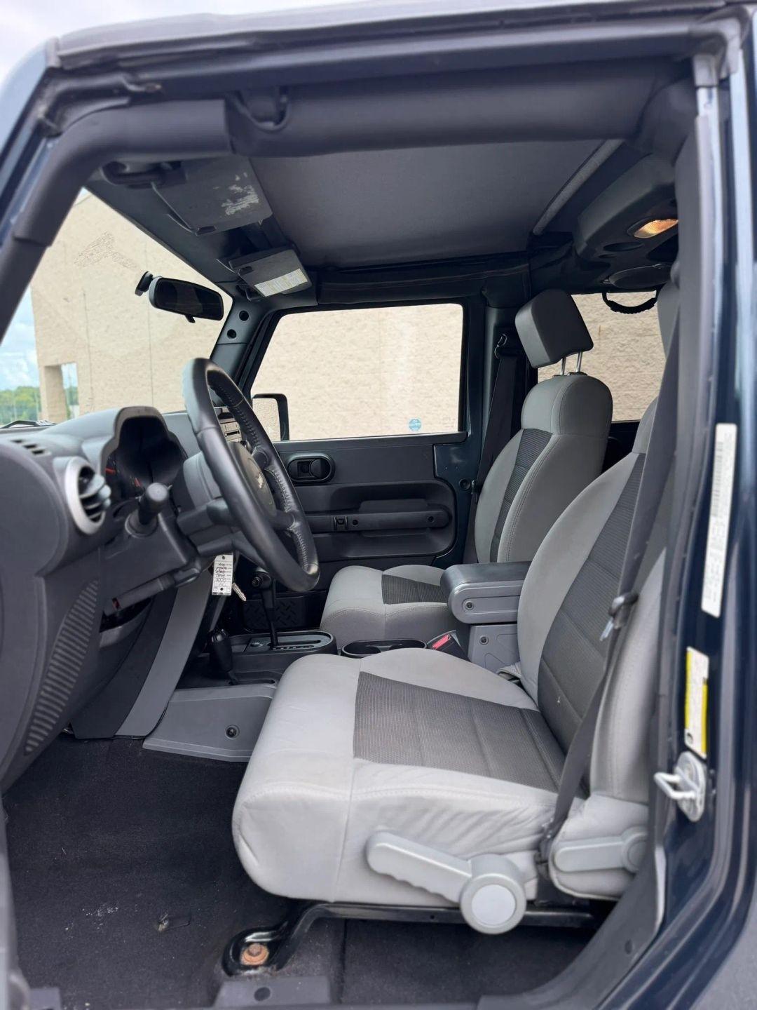 Jeep Wrangler 4WD 4dr Unlimited X 2008