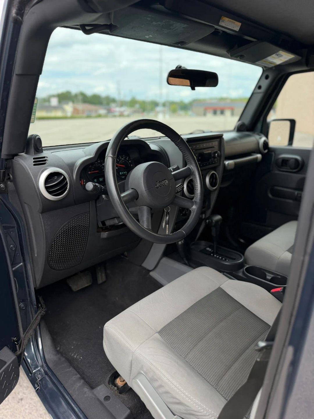Jeep Wrangler 4WD 4dr Unlimited X 2008
