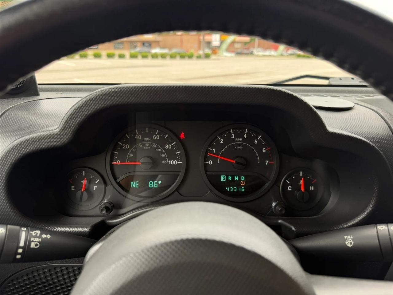 Jeep Wrangler 4WD 4dr Unlimited X 2008
