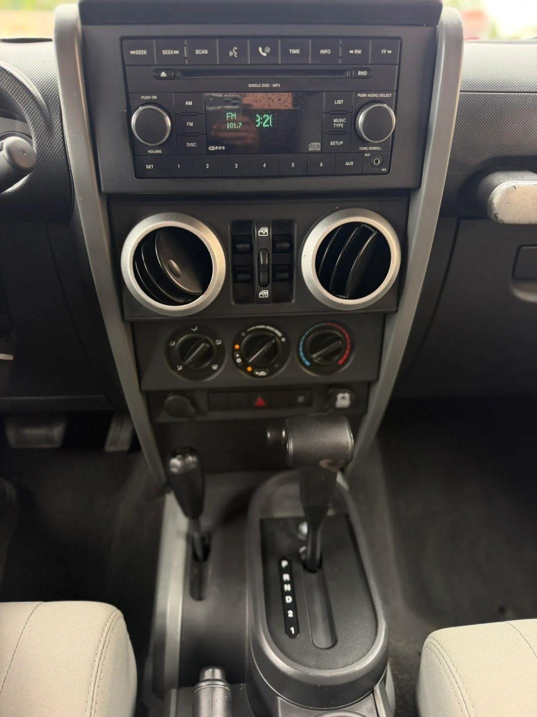 Jeep Wrangler 4WD 4dr Unlimited X 2008