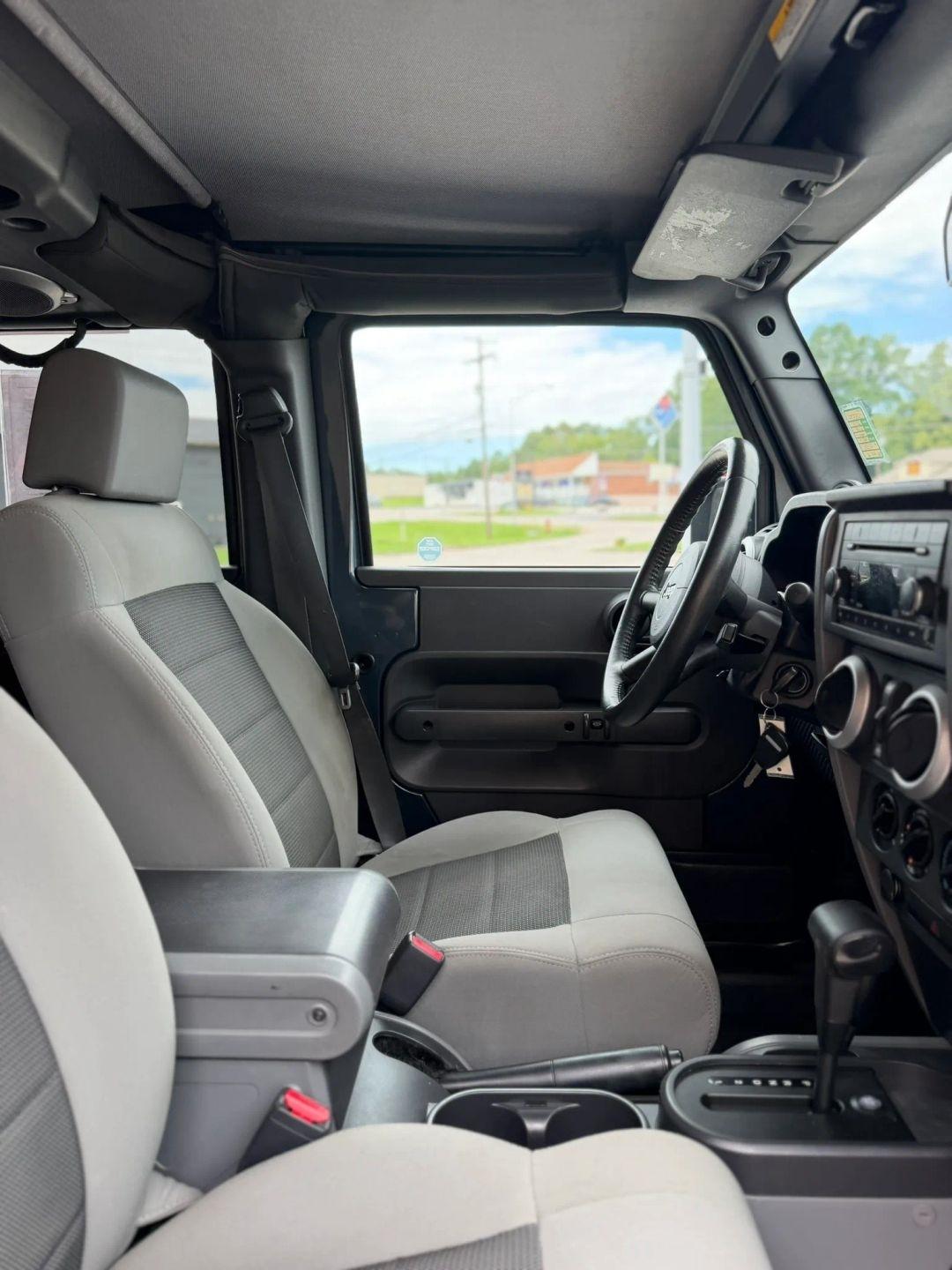 Jeep Wrangler 4WD 4dr Unlimited X 2008