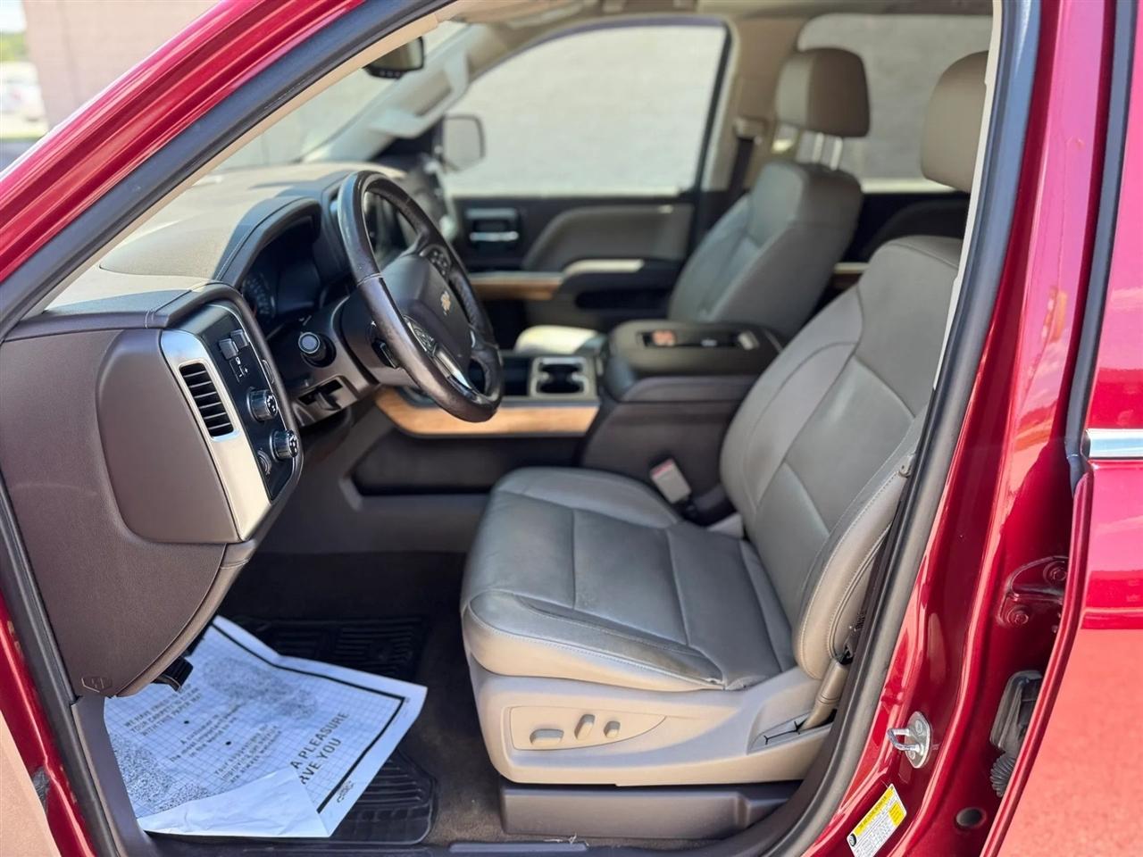 Chevrolet Silverado 1500 4WD Crew Cab 143.5" LTZ w/1LZ 2018