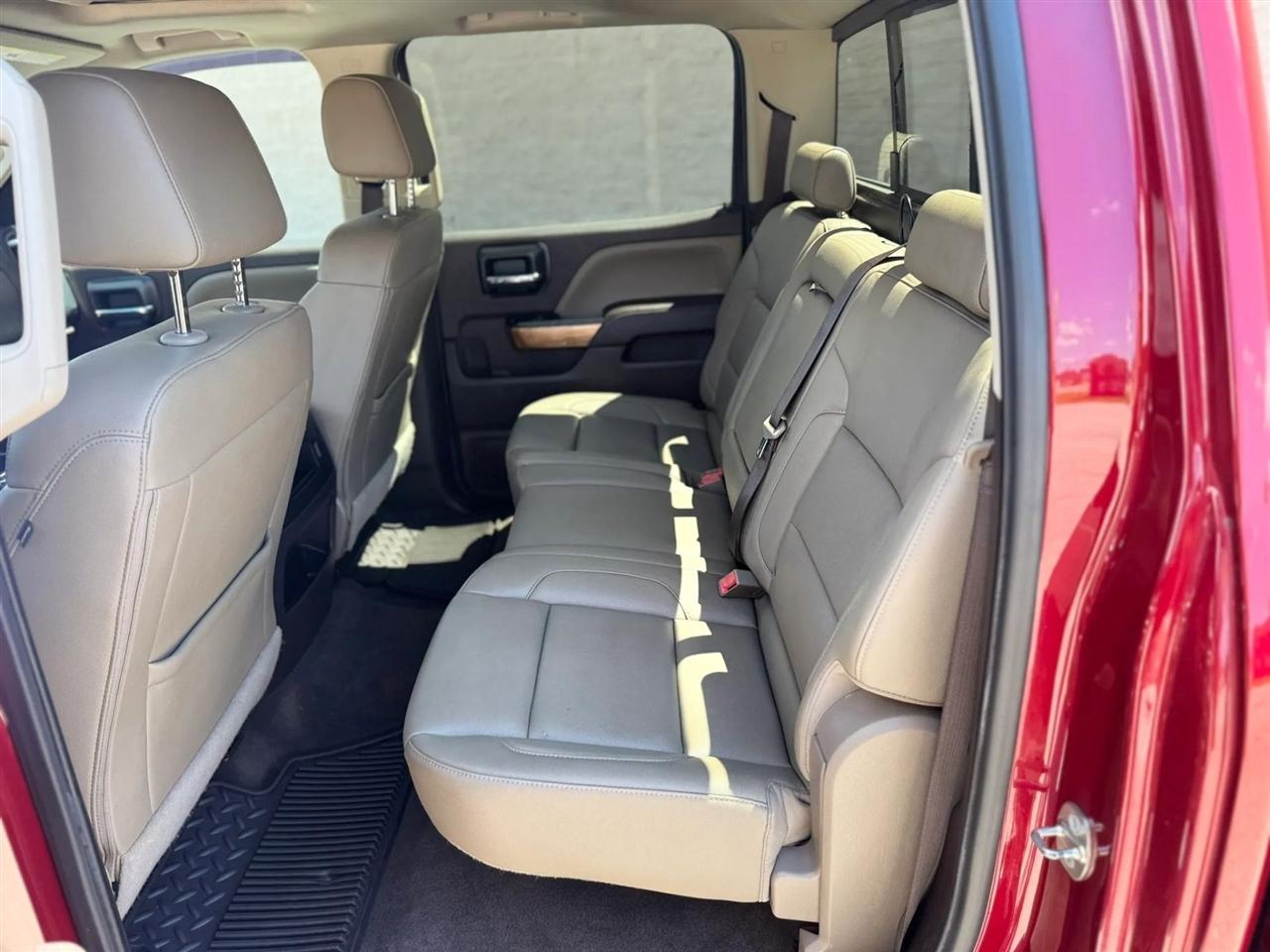 Chevrolet Silverado 1500 4WD Crew Cab 143.5" LTZ w/1LZ 2018