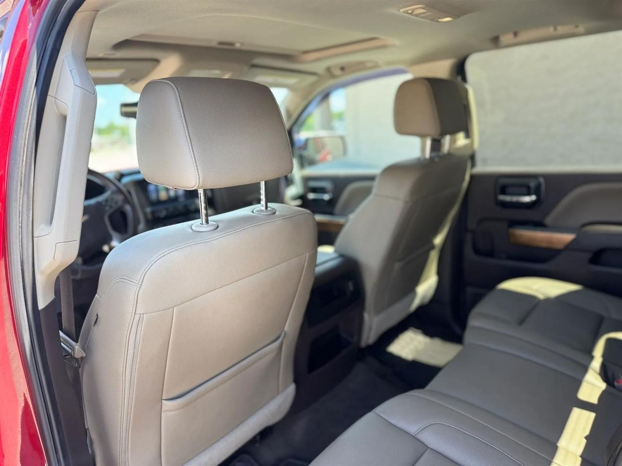 Chevrolet Silverado 1500 4WD Crew Cab 143.5" LTZ w/1LZ 2018