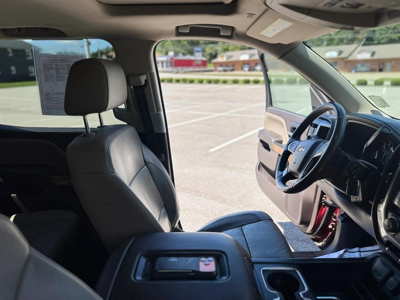 Chevrolet Silverado 1500 4WD Crew Cab 143.5" LTZ w/1LZ 2018