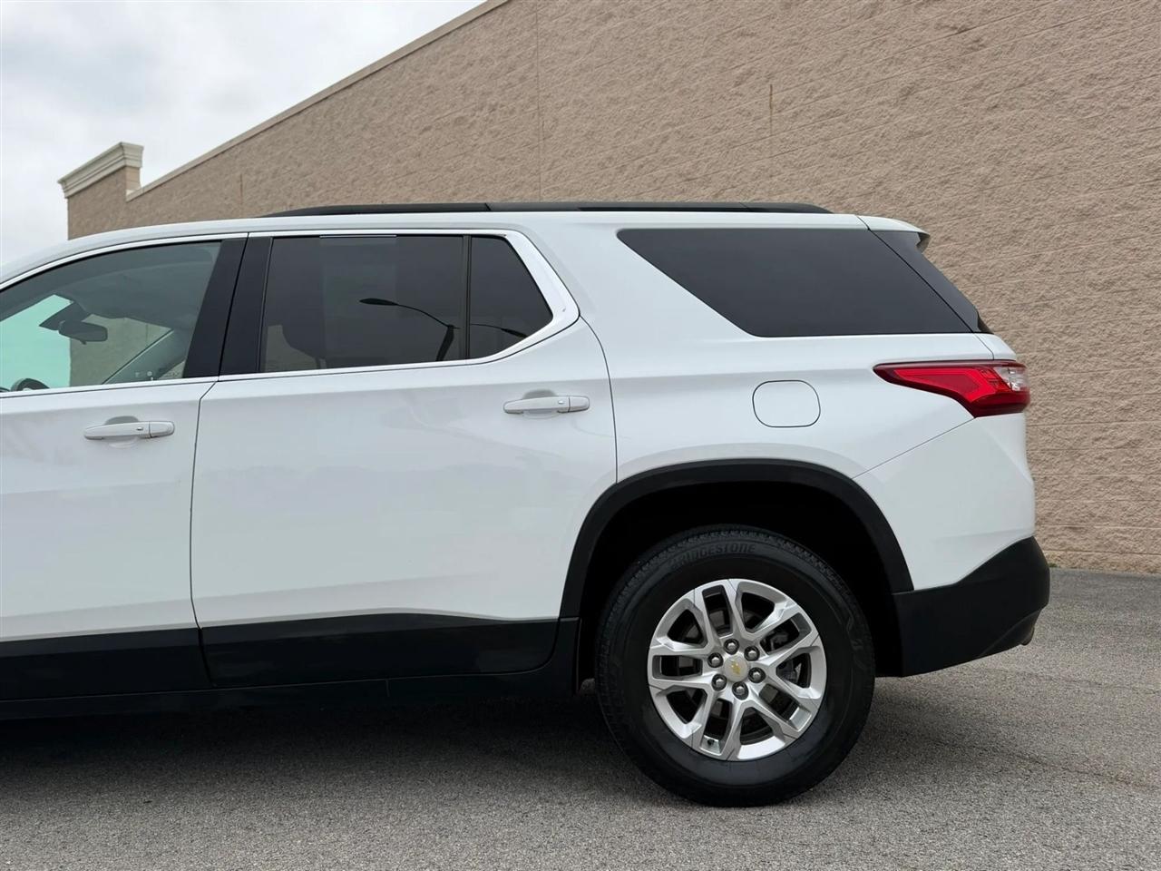 Chevrolet Traverse FWD 4dr LT Cloth w/1LT 2020