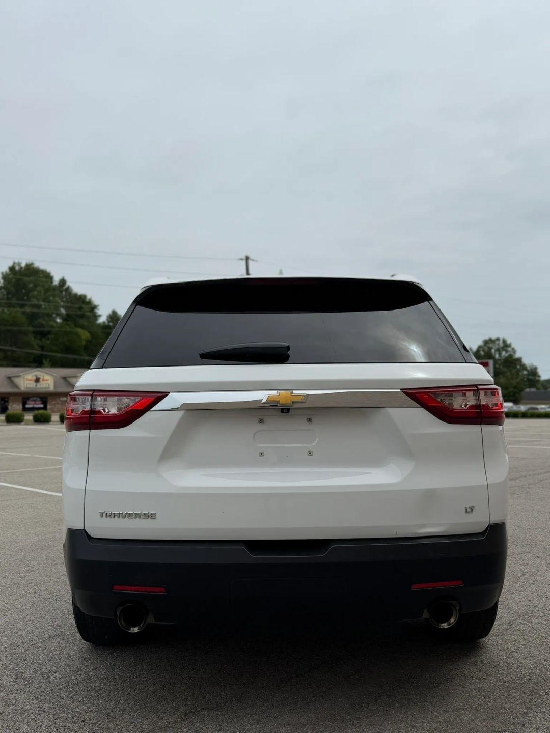 Chevrolet Traverse FWD 4dr LT Cloth w/1LT 2020