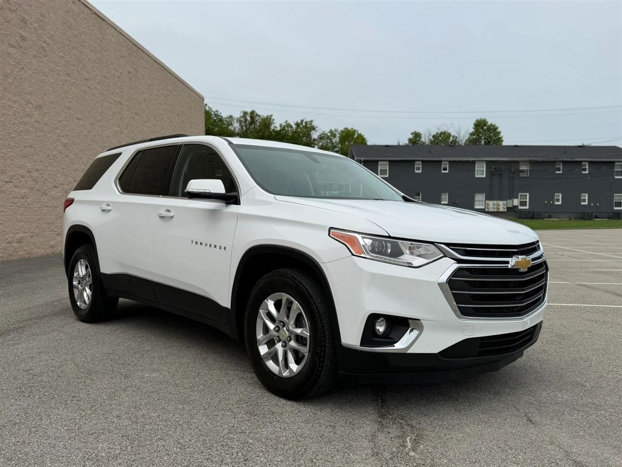 Chevrolet Traverse FWD 4dr LT Cloth w/1LT 2020