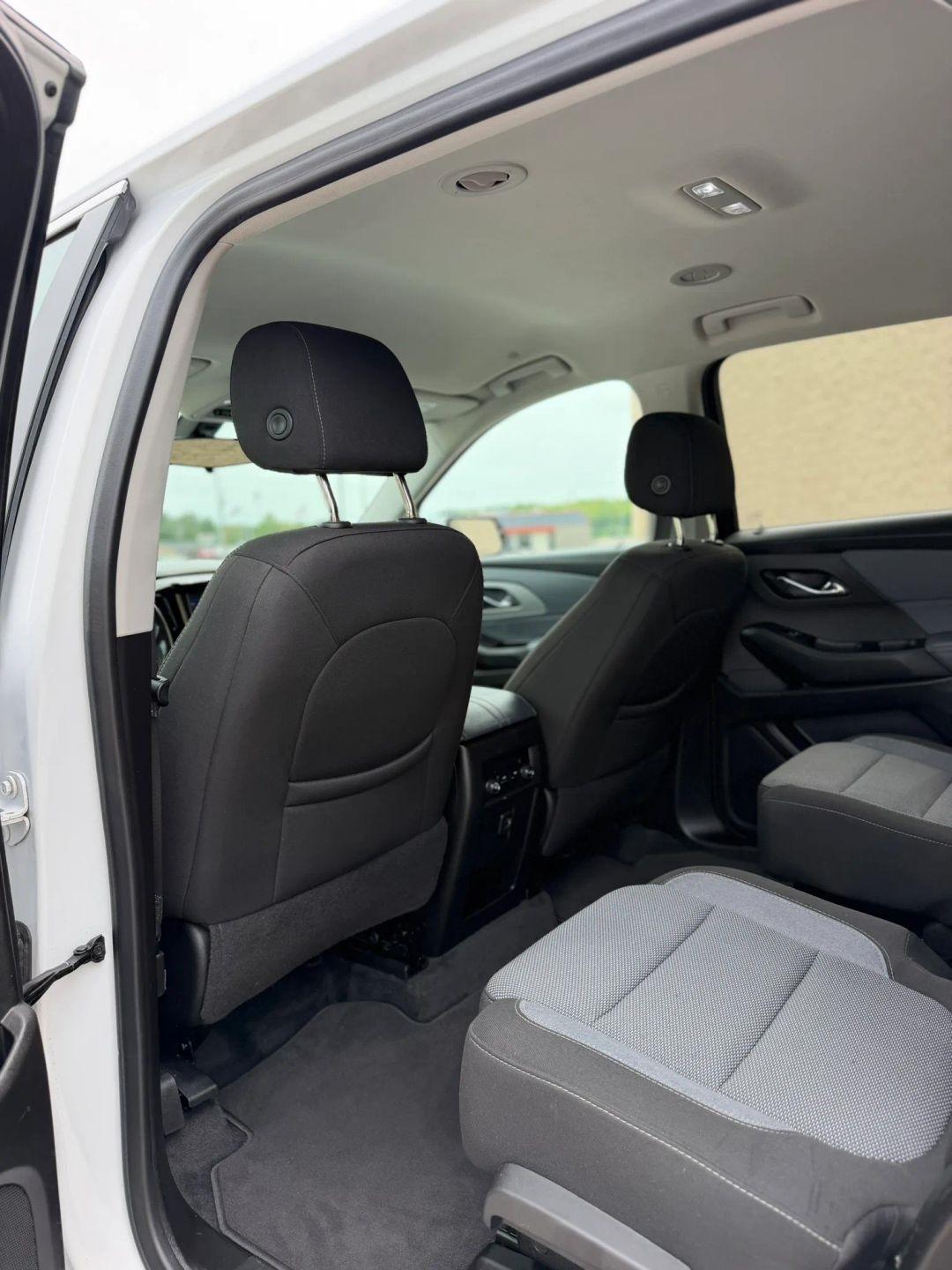 Chevrolet Traverse FWD 4dr LT Cloth w/1LT 2020