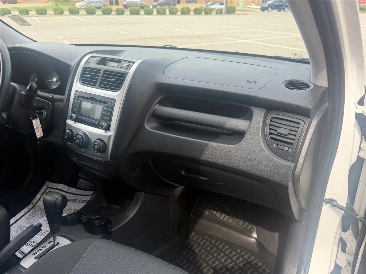 Kia Sportage 4WD 4dr V6 Auto LX 2010