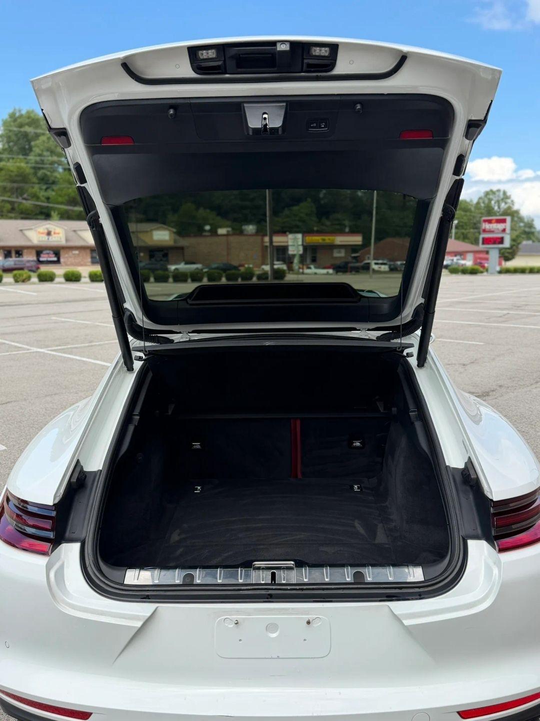 Porsche Panamera RWD 2017
