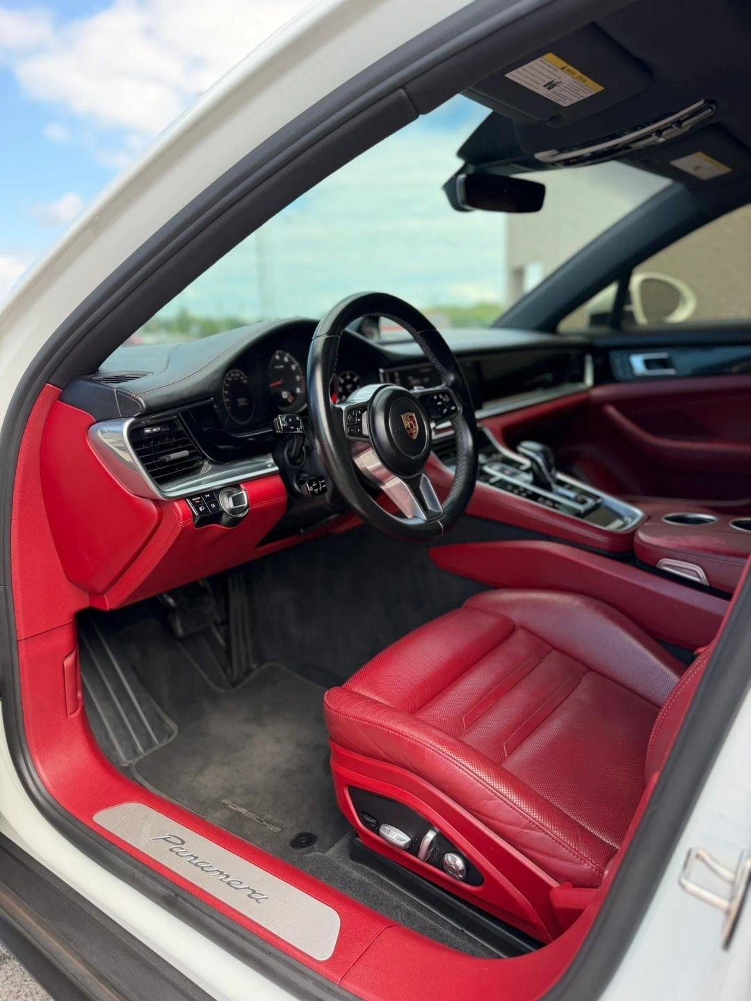 Porsche Panamera RWD 2017