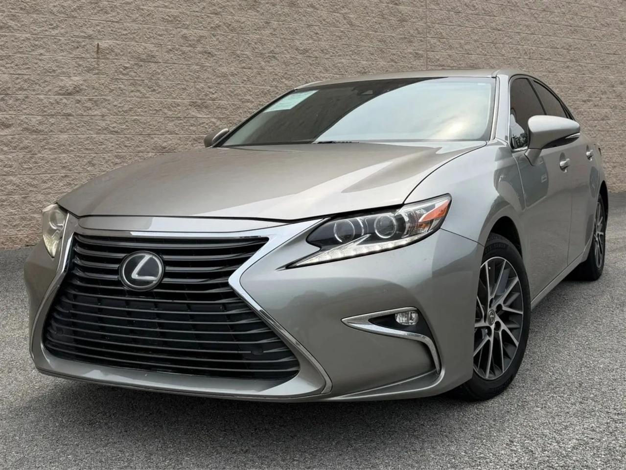2016 Lexus ES 350 4dr Sdn