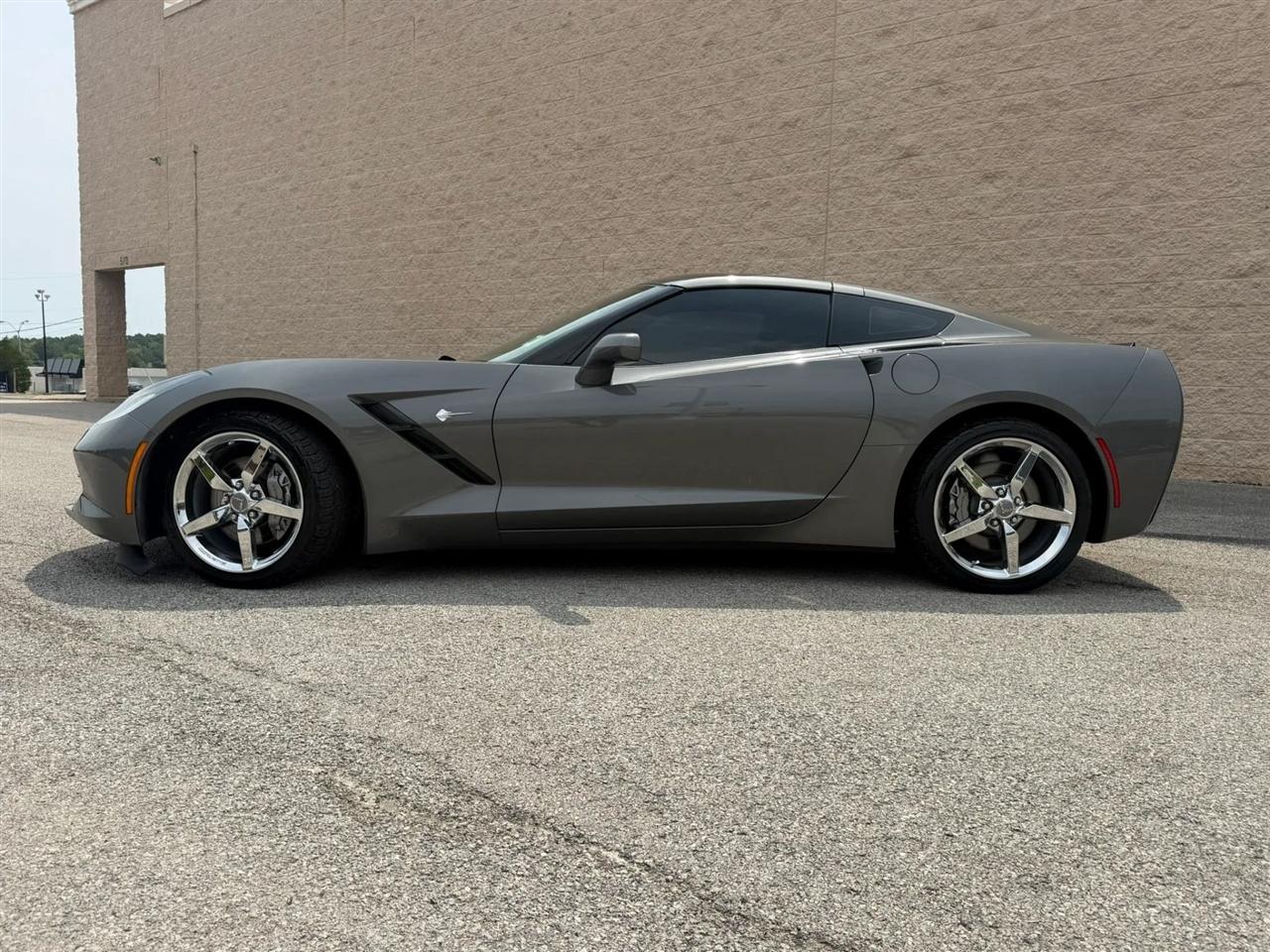 Chevrolet Corvette 2dr Stingray Cpe w/2LT 2015