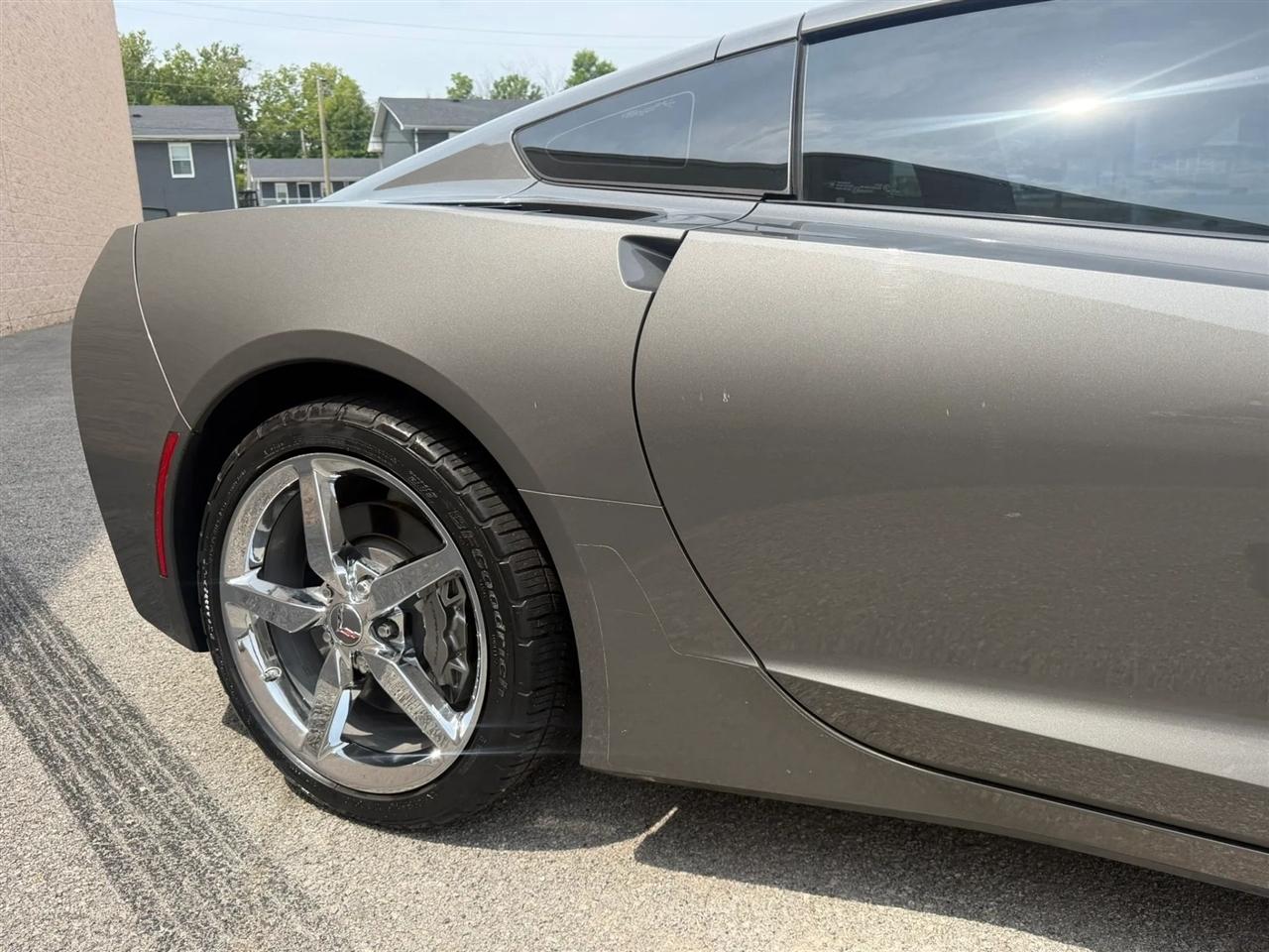 Chevrolet Corvette 2dr Stingray Cpe w/2LT 2015