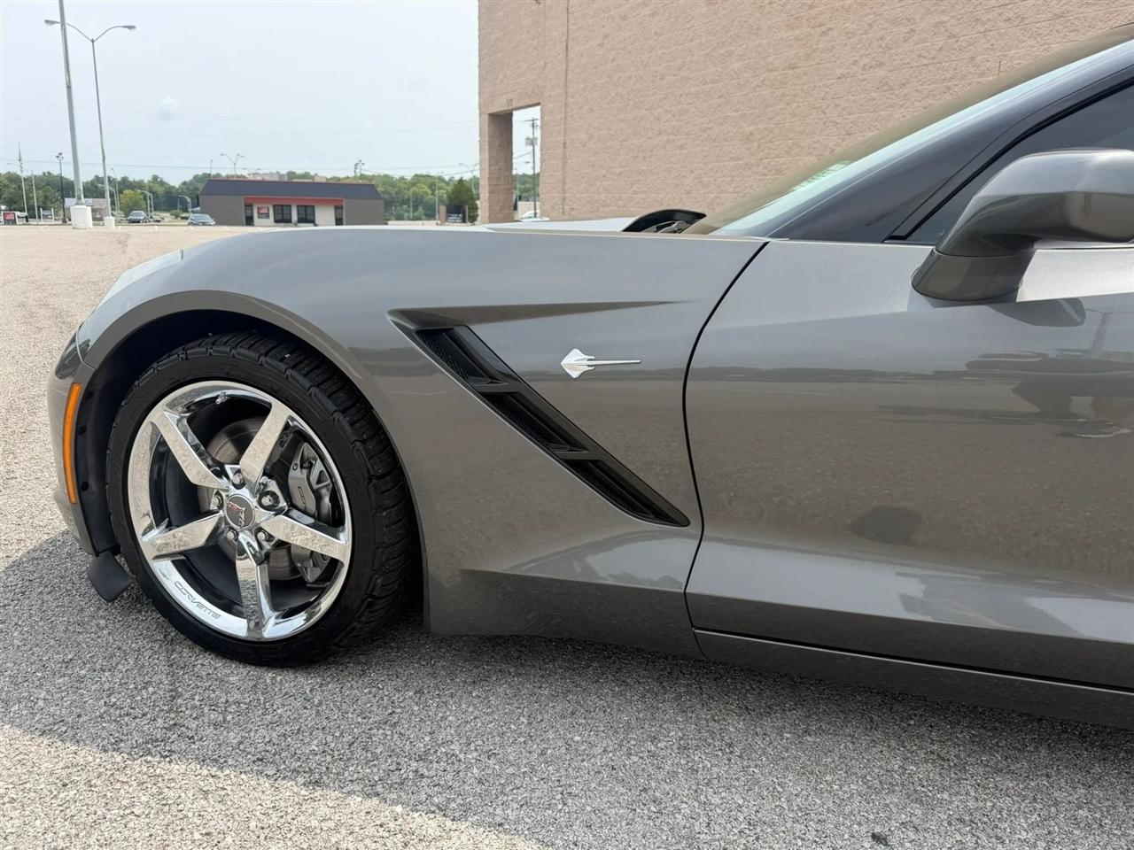 Chevrolet Corvette 2dr Stingray Cpe w/2LT 2015