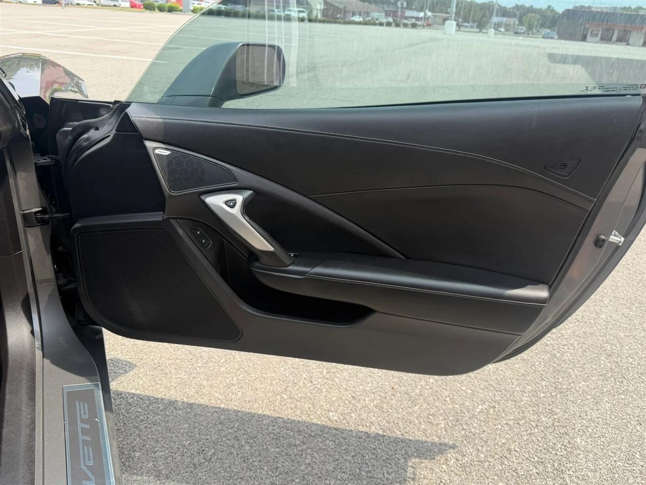 Chevrolet Corvette 2dr Stingray Cpe w/2LT 2015