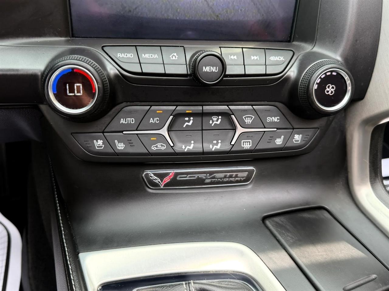 Chevrolet Corvette 2dr Stingray Cpe w/2LT 2015