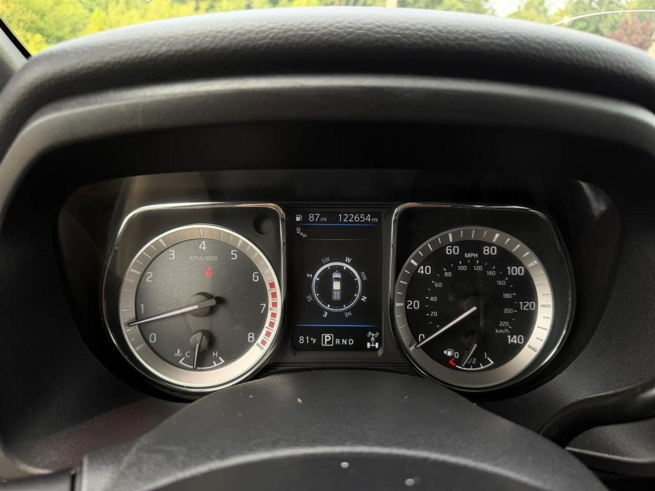 Nissan Titan 4x4 Crew Cab SV 2019