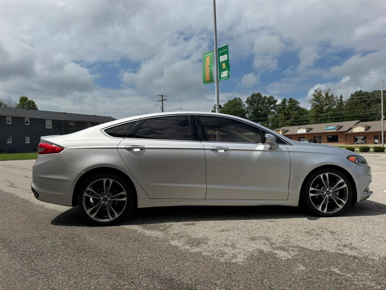 Ford Fusion Titanium AWD 2017