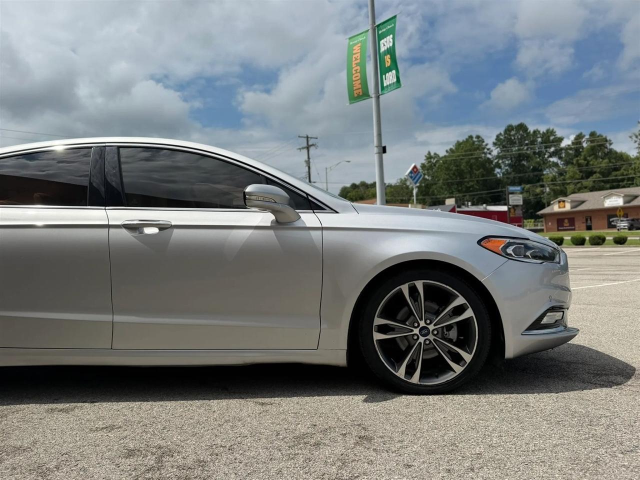 Ford Fusion Titanium AWD 2017