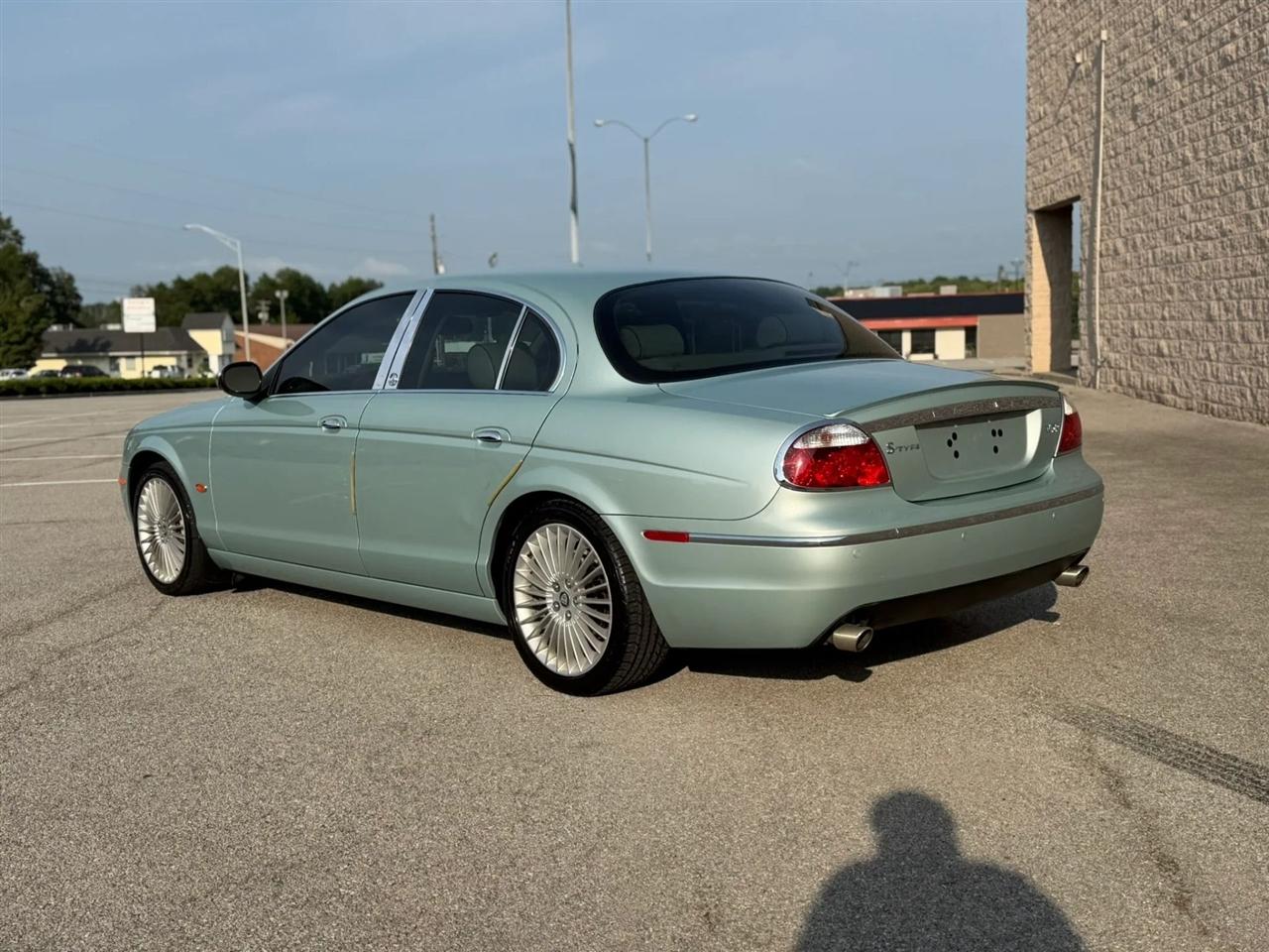 Jaguar S-Type 4dr Sdn V8 2005