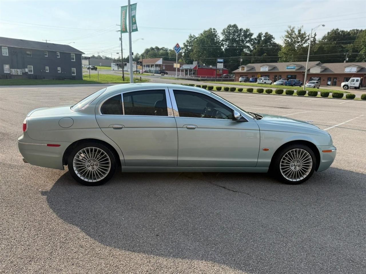 Jaguar S-Type 4dr Sdn V8 2005