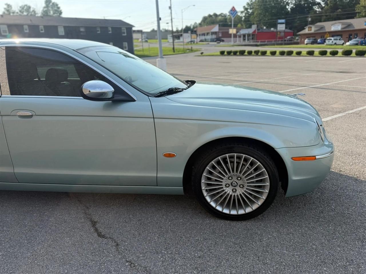 Jaguar S-Type 4dr Sdn V8 2005