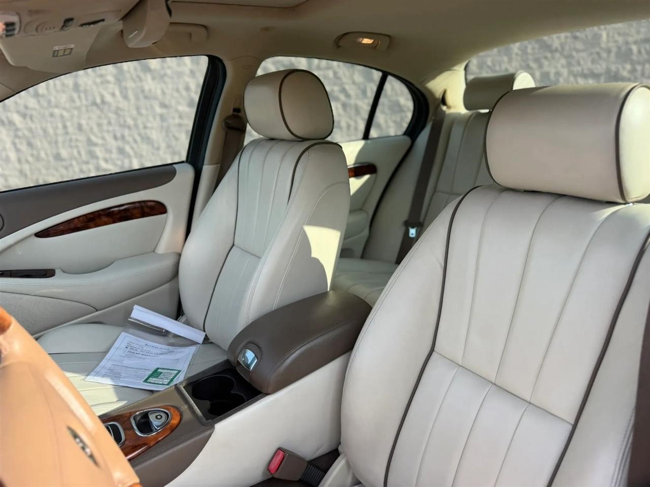 Jaguar S-Type 4dr Sdn V8 2005