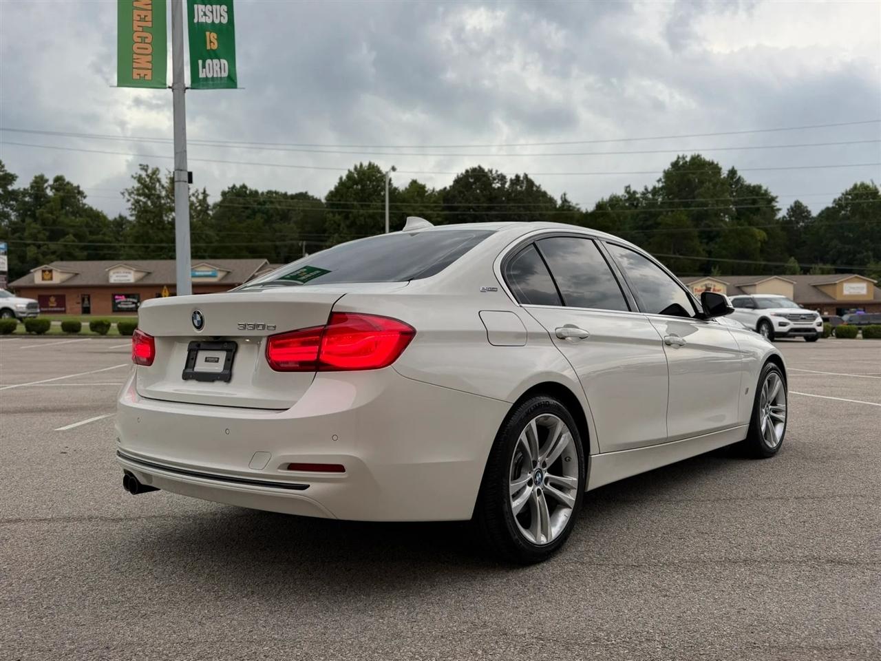 BMW 3 Series 330e iPerformance Plug-In Hybrid 2018