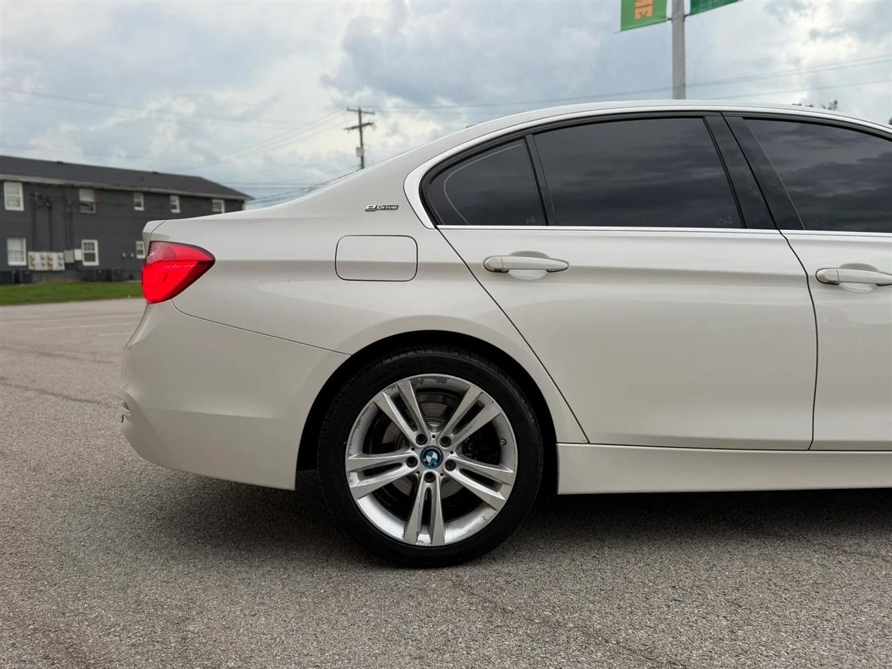 BMW 3 Series 330e iPerformance Plug-In Hybrid 2018