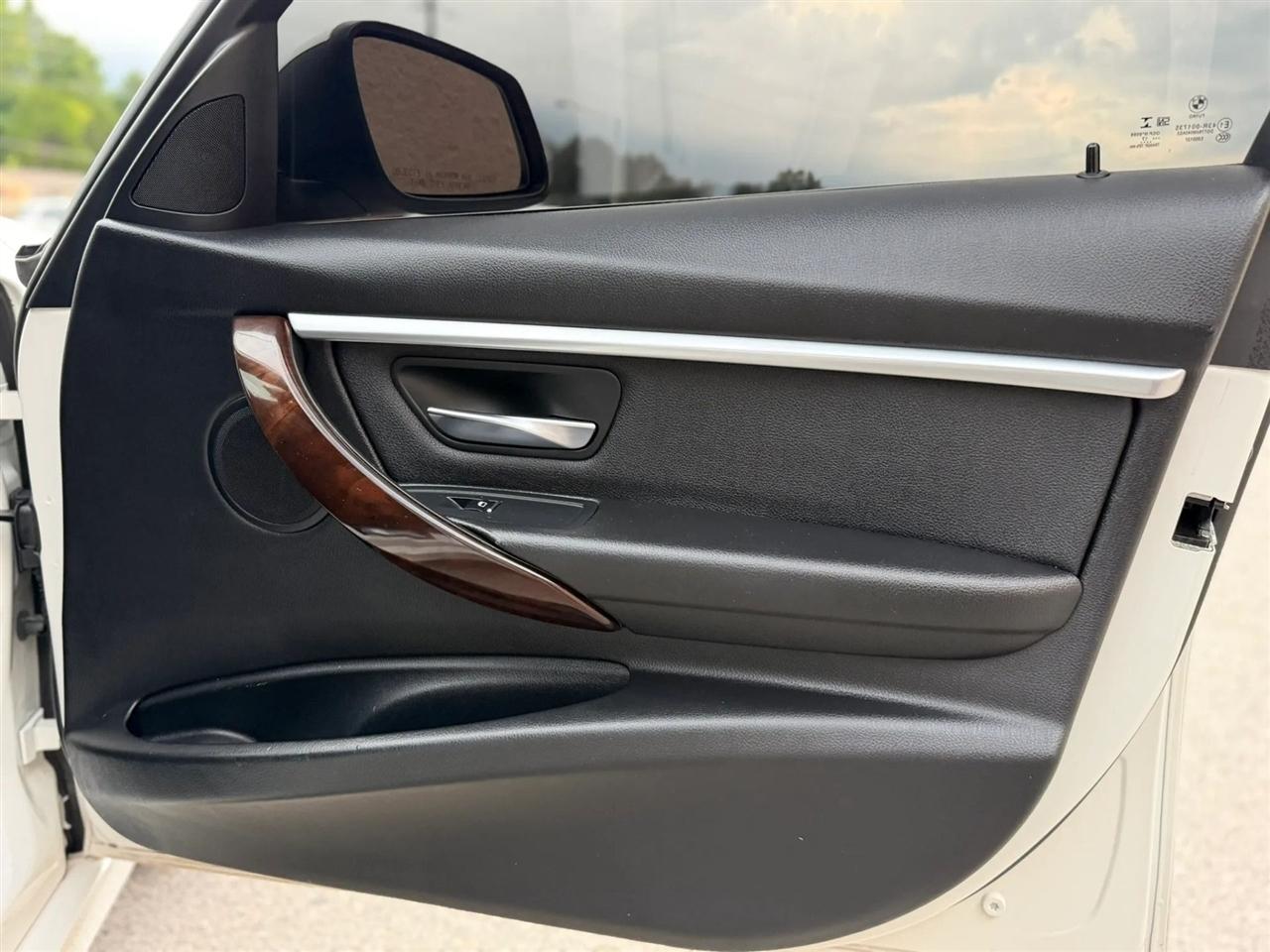 BMW 3 Series 330e iPerformance Plug-In Hybrid 2018