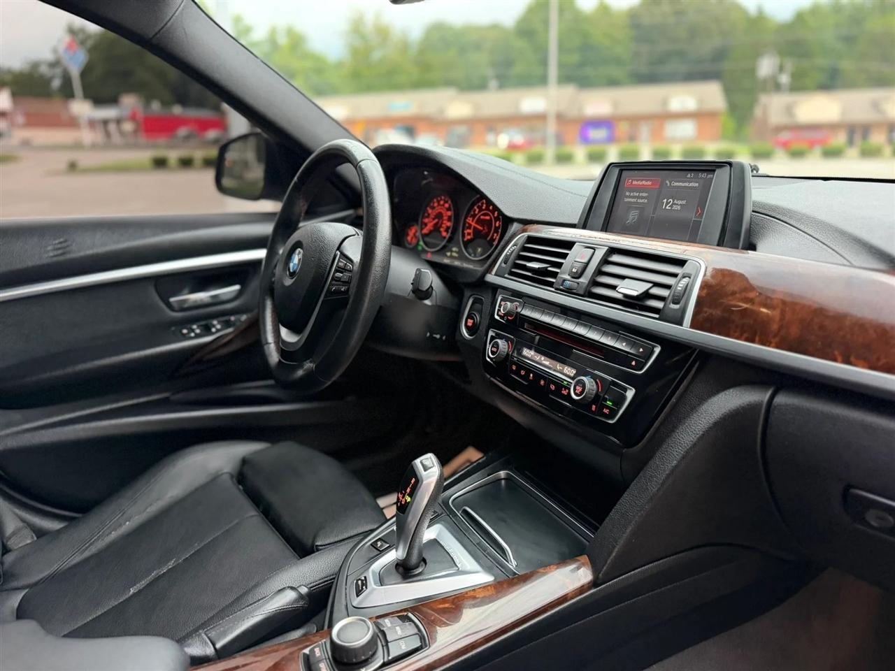 BMW 3 Series 330e iPerformance Plug-In Hybrid 2018
