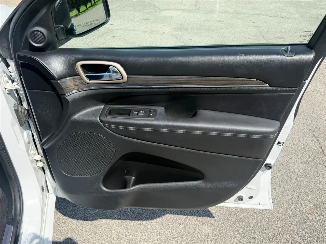 Jeep Grand Cherokee 4WD 4dr Overland 2015