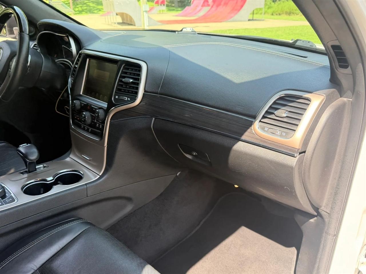 Jeep Grand Cherokee 4WD 4dr Overland 2015