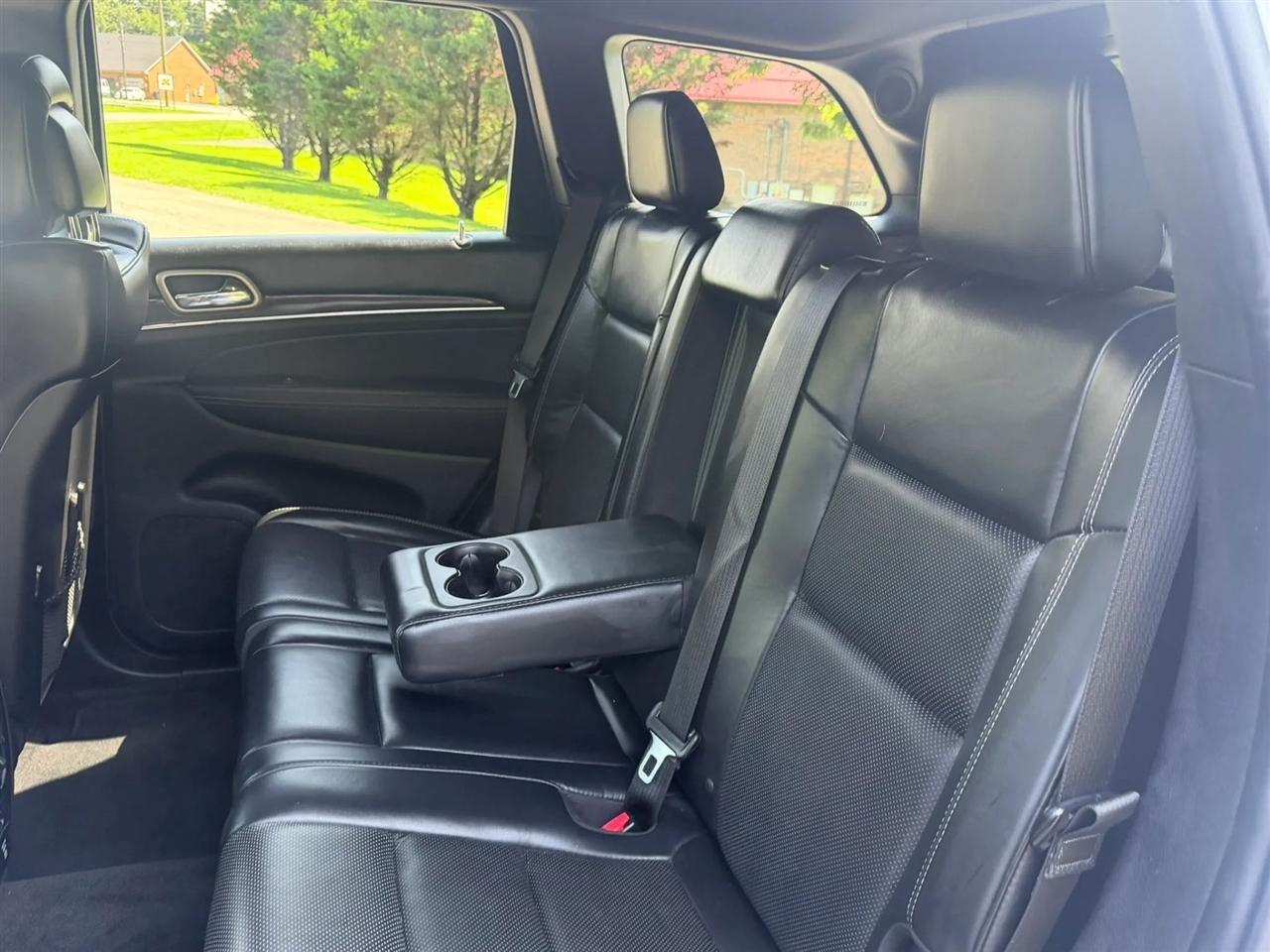 Jeep Grand Cherokee 4WD 4dr Overland 2015