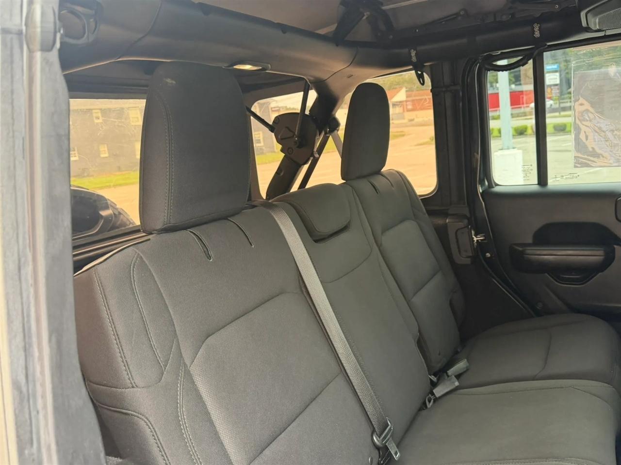 Jeep Wrangler Unlimited Sport 4x4 2018